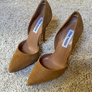 Steve Madden suede heel pumps